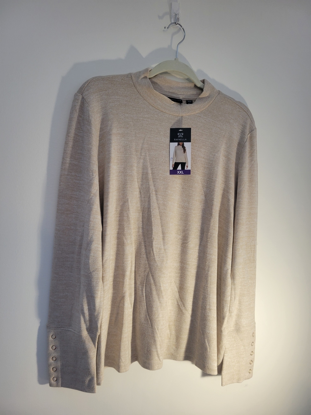 RAFAELLA  Soft Casual Crewneck Long-Sleeve Shirt in Light Beige